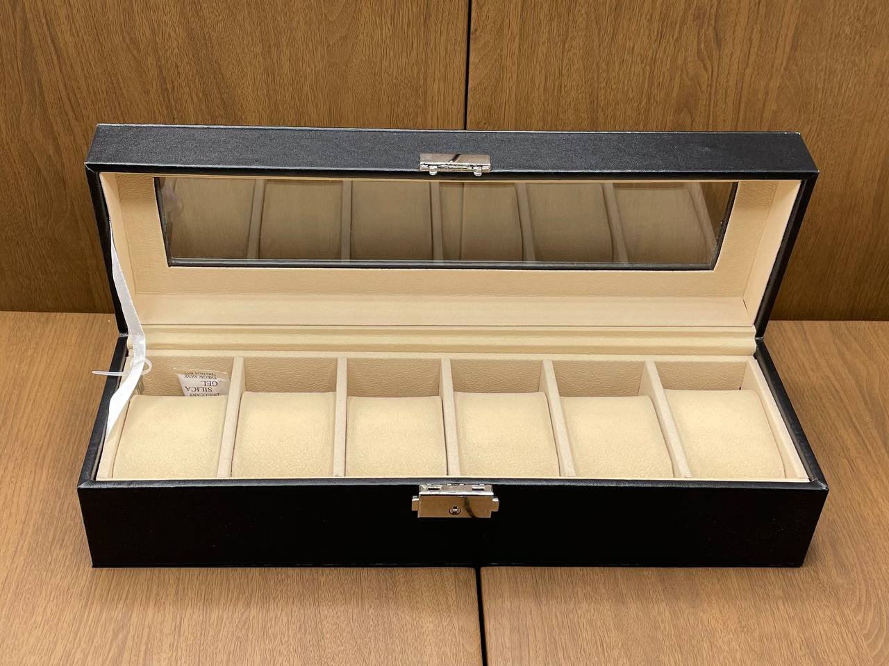 Boîte de rangement t6 ouvert