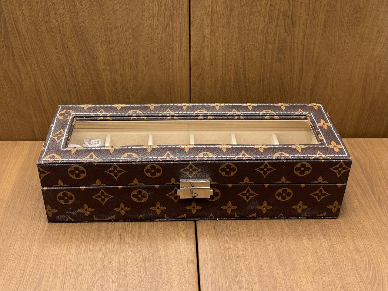 Boîte de rangement t6 ouvert