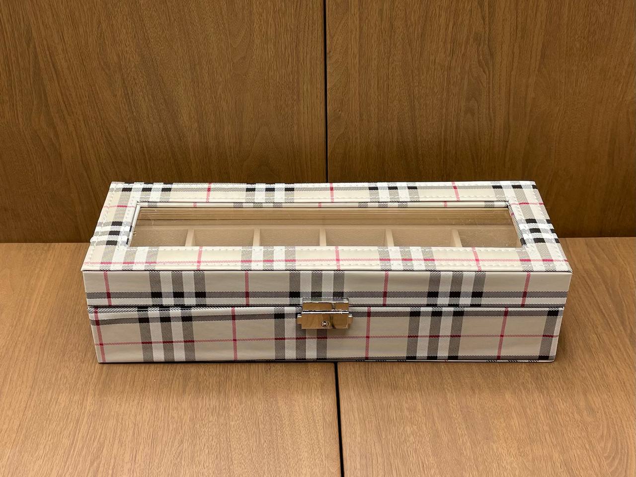 Boîte de rangement t6 ouvert