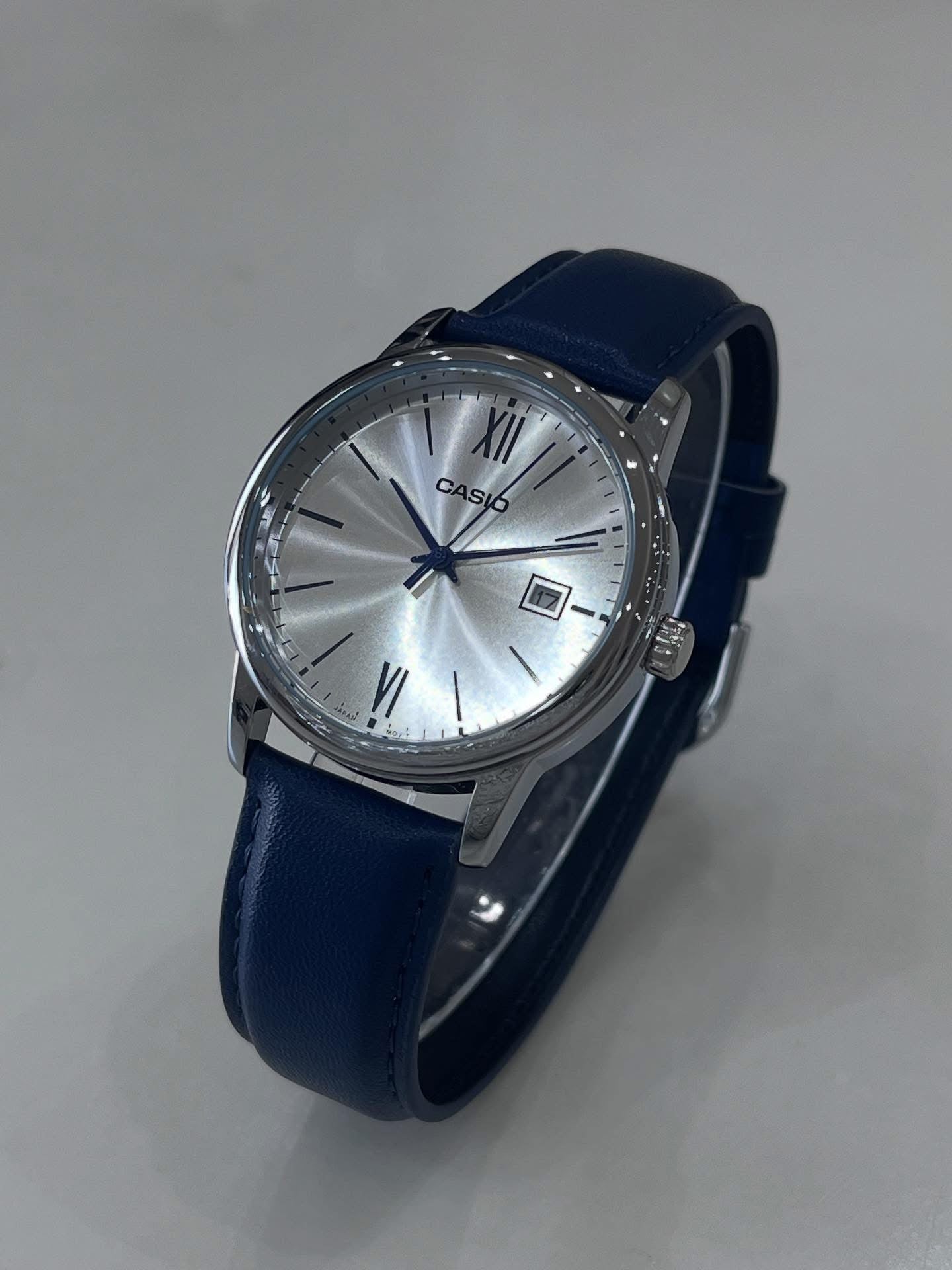 Casio mtp-v002l-2b3udf