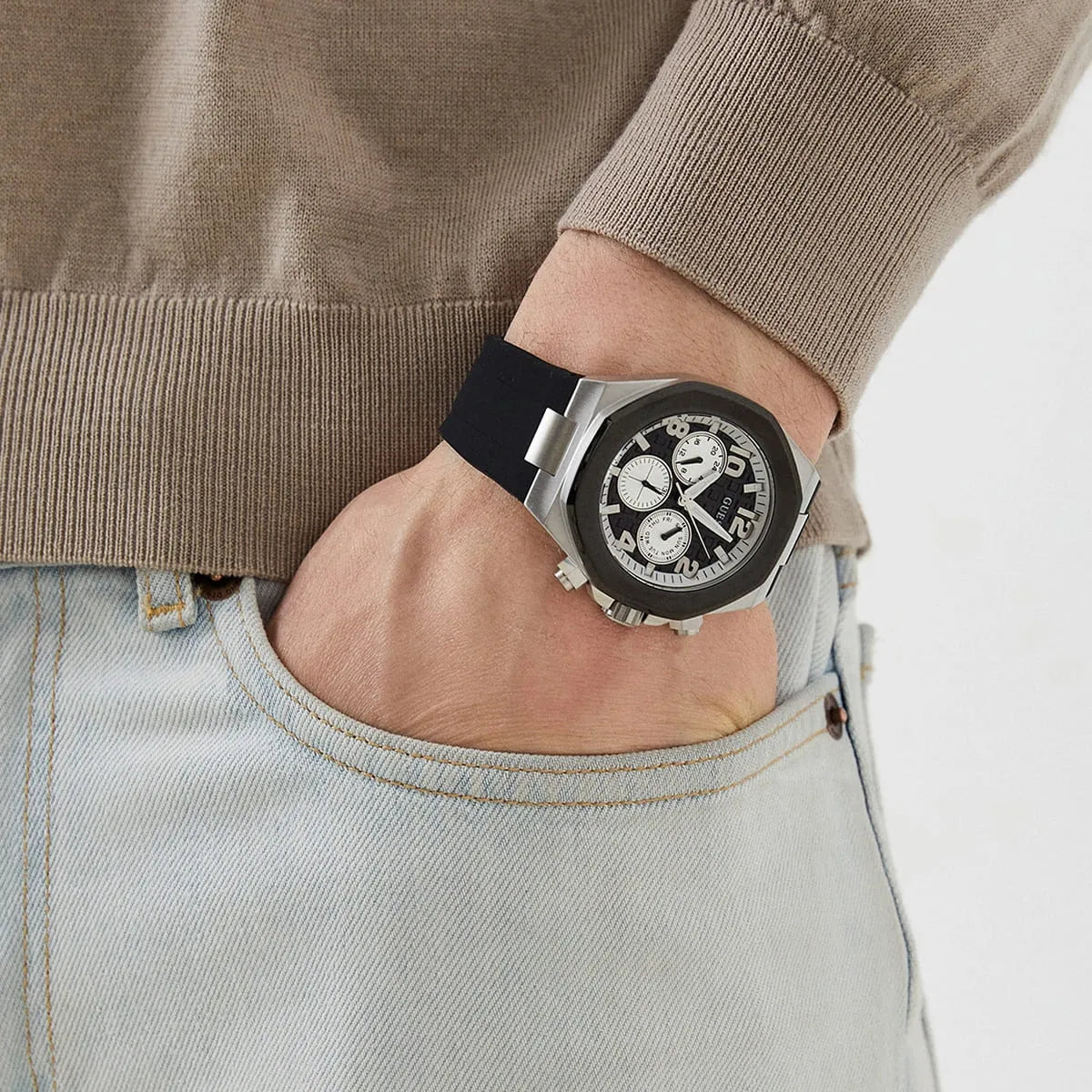 Guess GW0583G1